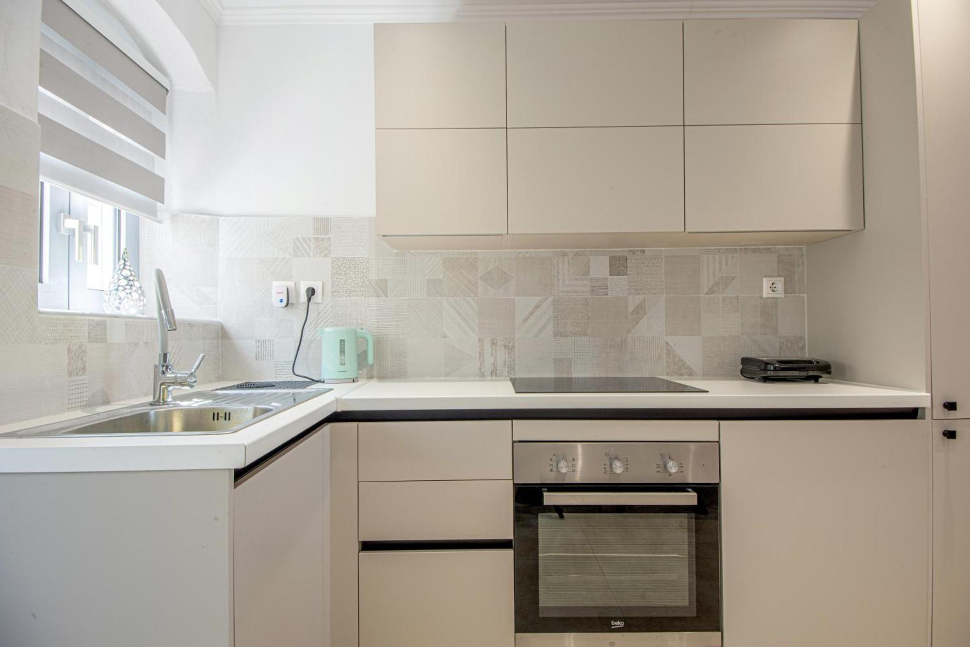 Solomon Premium House Критца